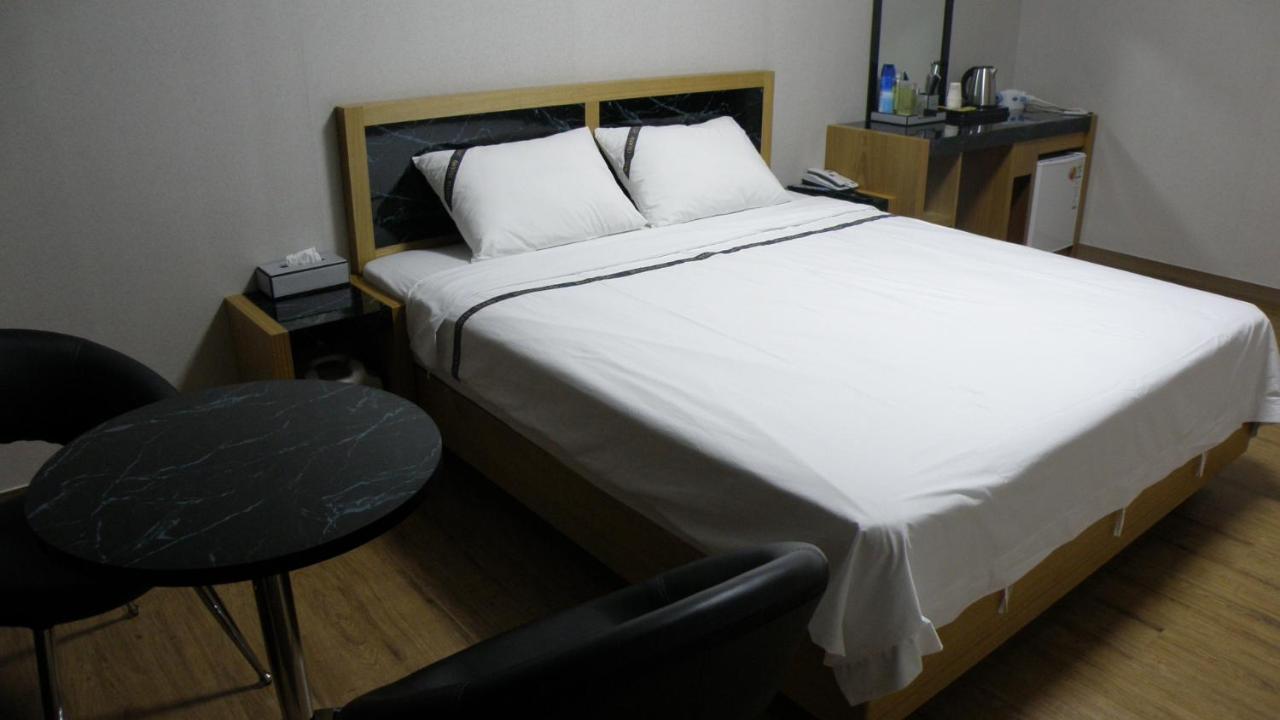 Daecheon Island Hotel Борьонг Екстериор снимка