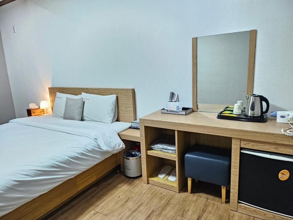 Daecheon Island Hotel Борьонг Екстериор снимка