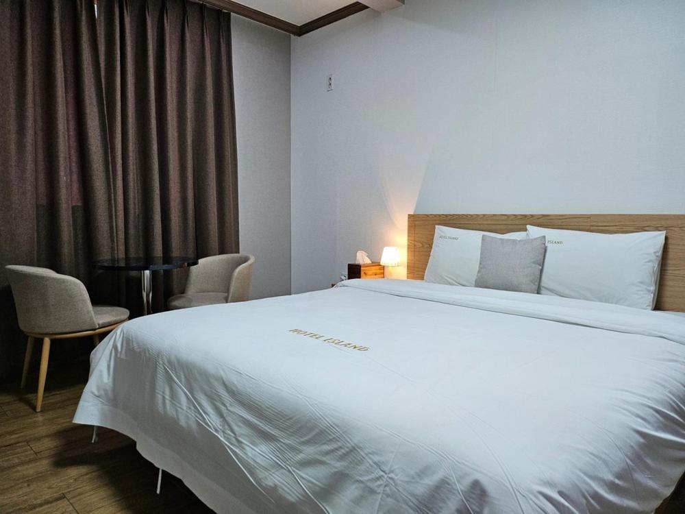 Daecheon Island Hotel Борьонг Екстериор снимка