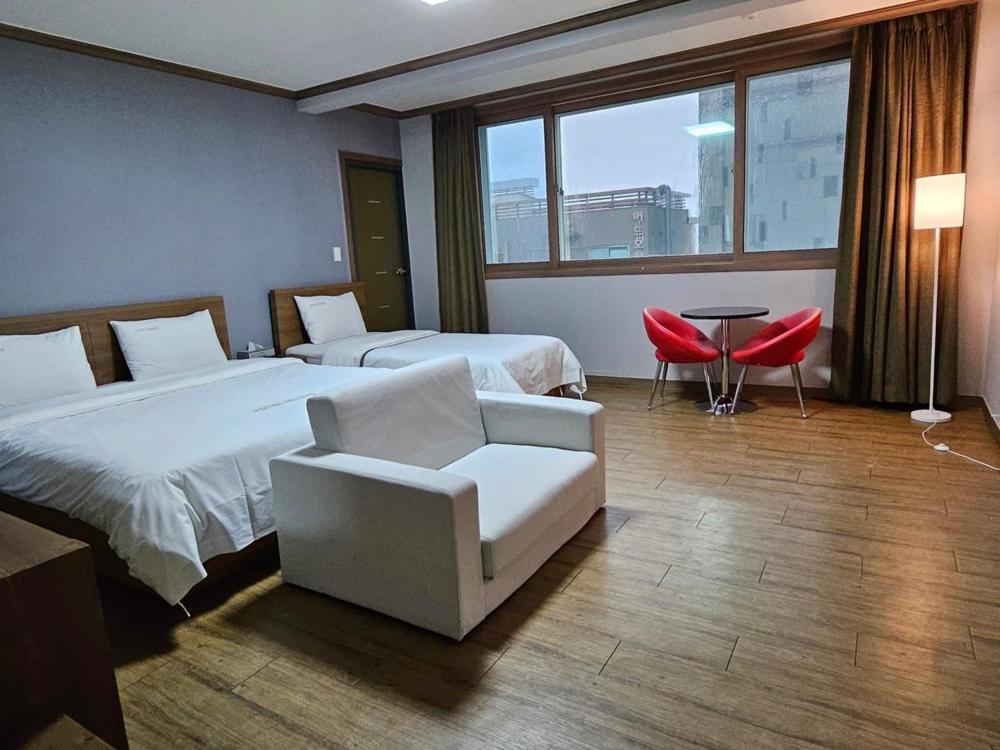 Daecheon Island Hotel Борьонг Екстериор снимка